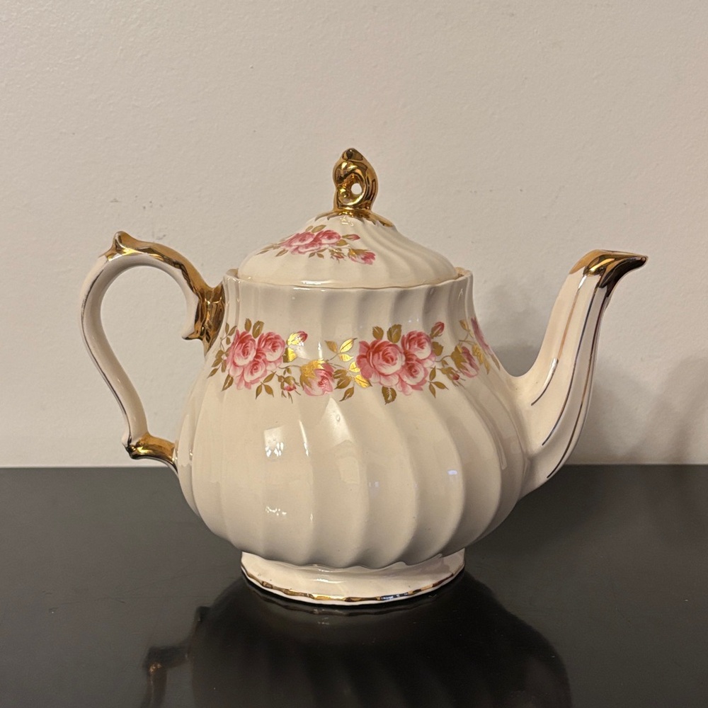 Vintage Sadler England Rose Teapot with Gold Accents